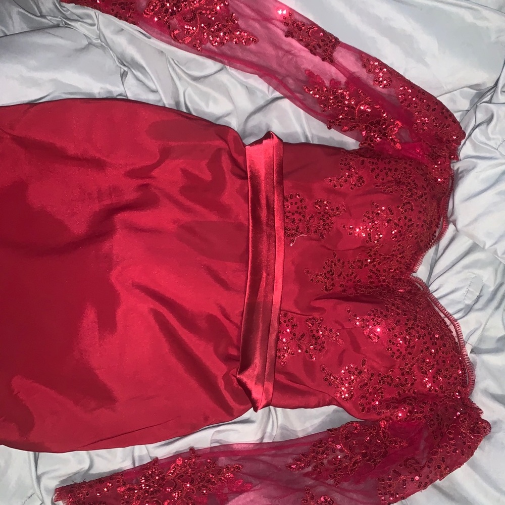 Burgundy prom dress